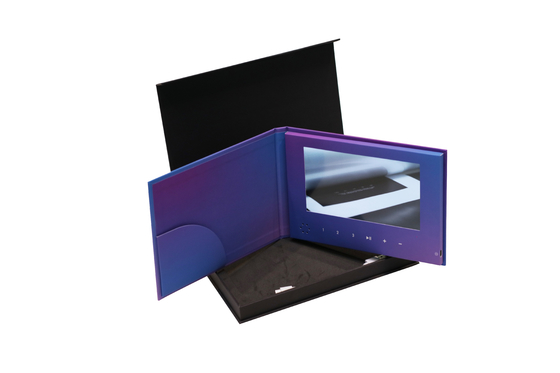 Tecnologia LCD per una presentazione dinamica e coinvolgente